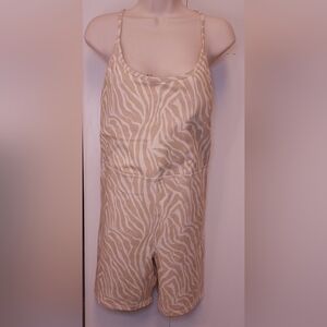 Old Navy Active Powerchill Beige Zebra Print Racerback Bodysuit Romper Size XL